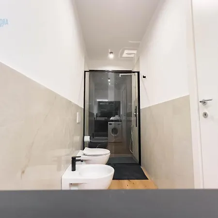 Imbriani 2 Tirabora Short Rent Апартаменты