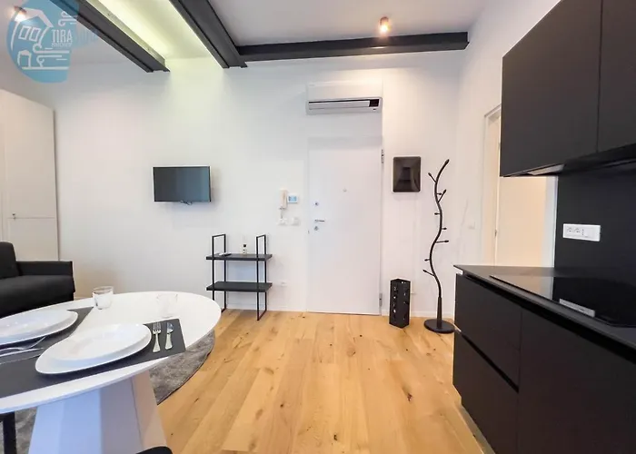 Imbriani 2 Tirabora Short Rent Trieste